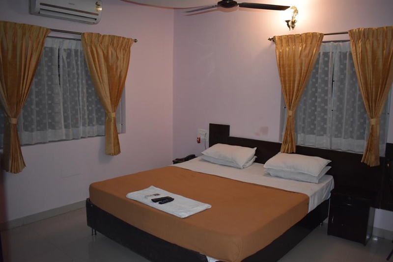 4 Season Suites Koramangala, Bangalore Book by Hour & Save Upto 70