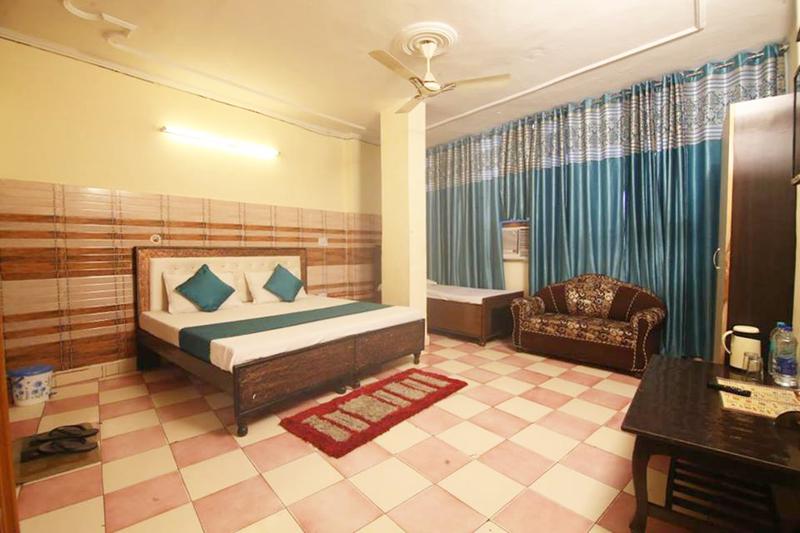 Hotel City Palace 45, Chandigarh Book by Hour & Save Upto 70 on