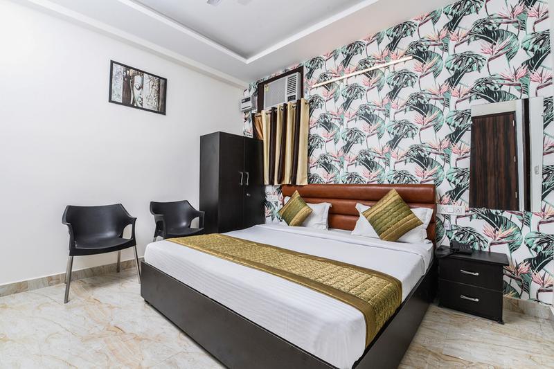 Hotel Diamond Blue, Delhi Book by Hour & Save Upto 70 on Delhi Hotels